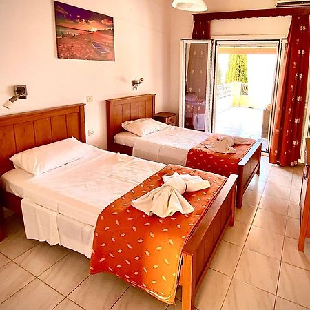 Stella'S Apartments Агиос Гордиос Екстериор снимка