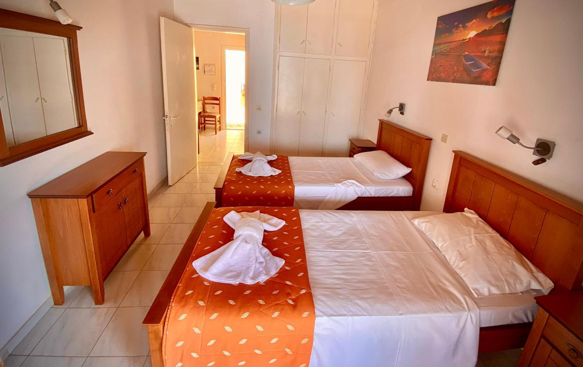 Stella'S Apartments Агиос Гордиос Екстериор снимка