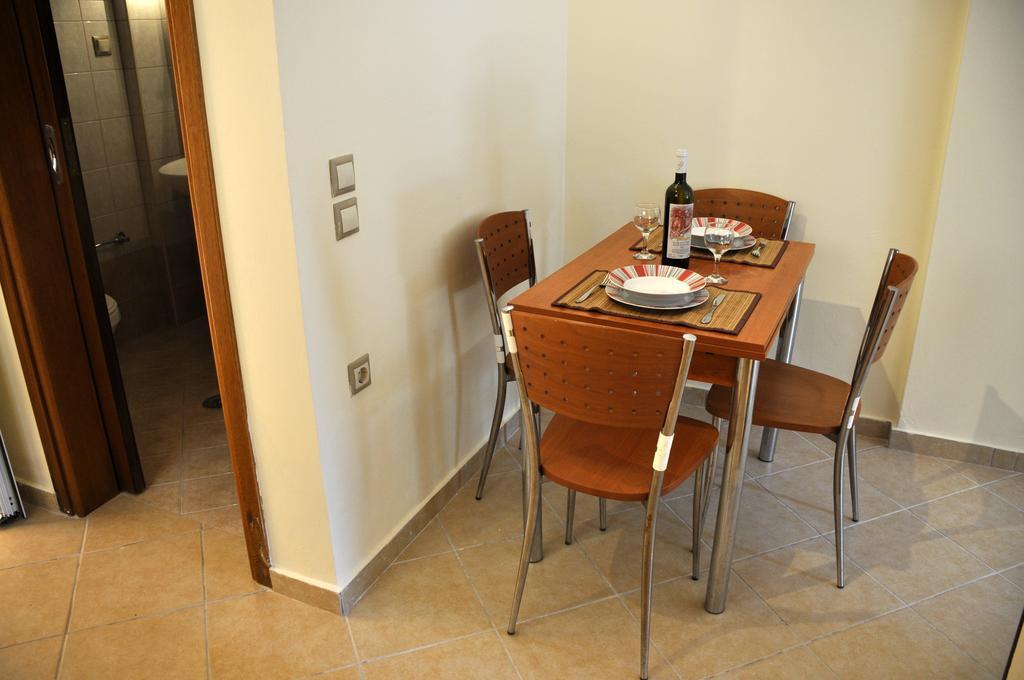 Stella'S Apartments Агиос Гордиос Екстериор снимка