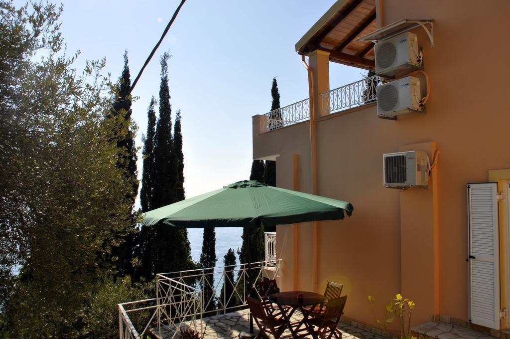 Stella'S Apartments Агиос Гордиос Екстериор снимка