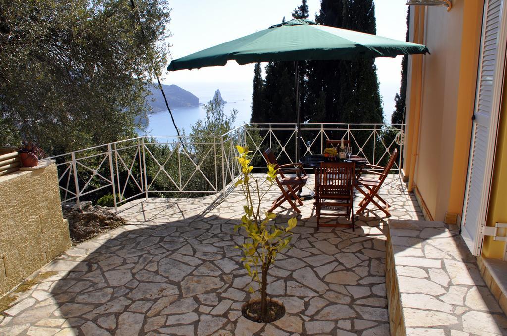 Stella'S Apartments Агиос Гордиос Екстериор снимка