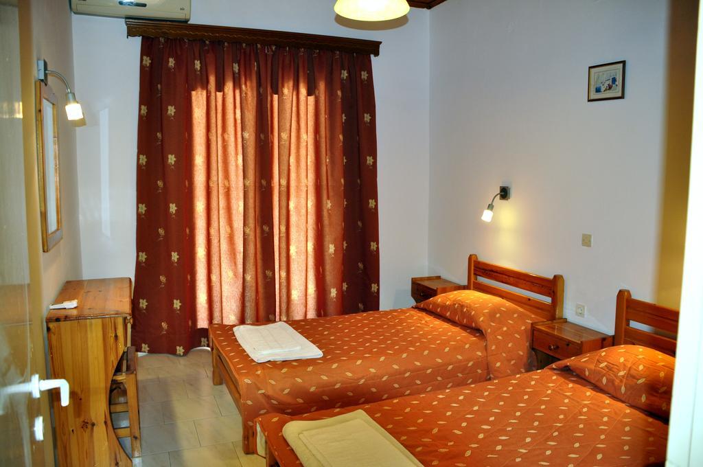 Stella'S Apartments Агиос Гордиос Екстериор снимка